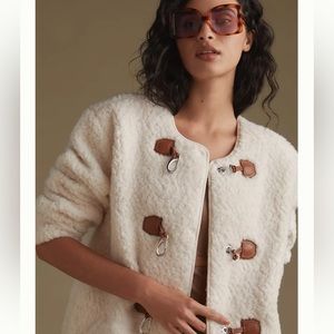 NWT Avec Les Filles Toggle Front Sherpa jacket in cream size XS